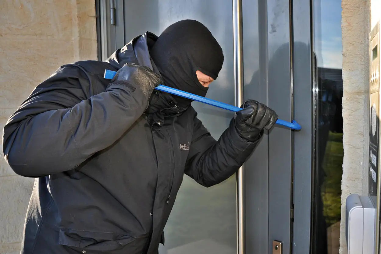 averti dès la tentative d'intrusion jesuisprotege.fr